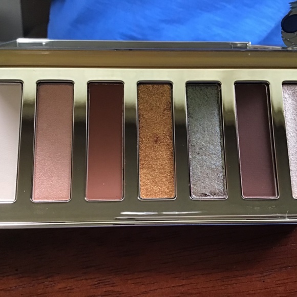 Too Faced Tutti Frutti Sparkling Pineapple Eye Shadow Palette - Picture 3 of 3